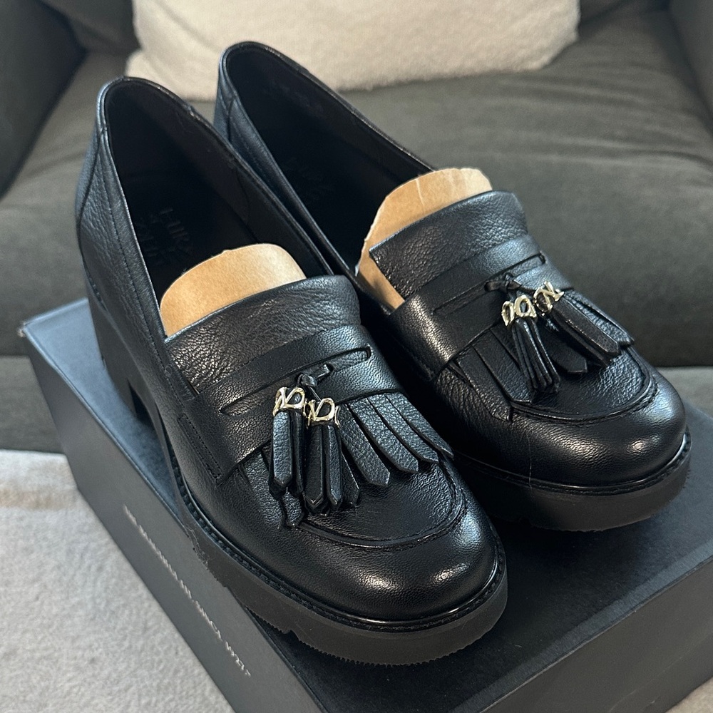 Naturalizer DESMOND Black Leather Tassel Loafers